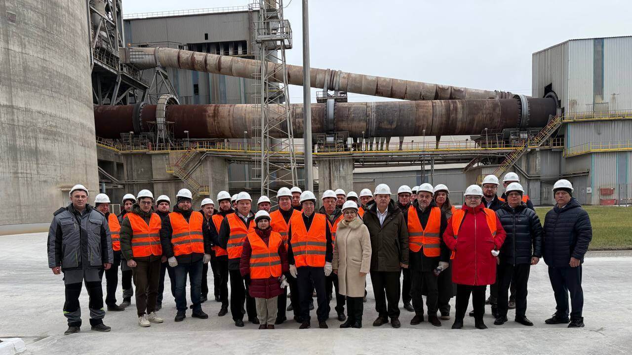 Заседание Комитета по цементному машиностроению НО «СОЮЗЦЕМЕНТ» состоялось на Серебрянском цементном заводе  